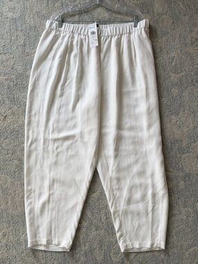 Eileen Fisher Silk Off-White Elastic Waist Tapered Pants